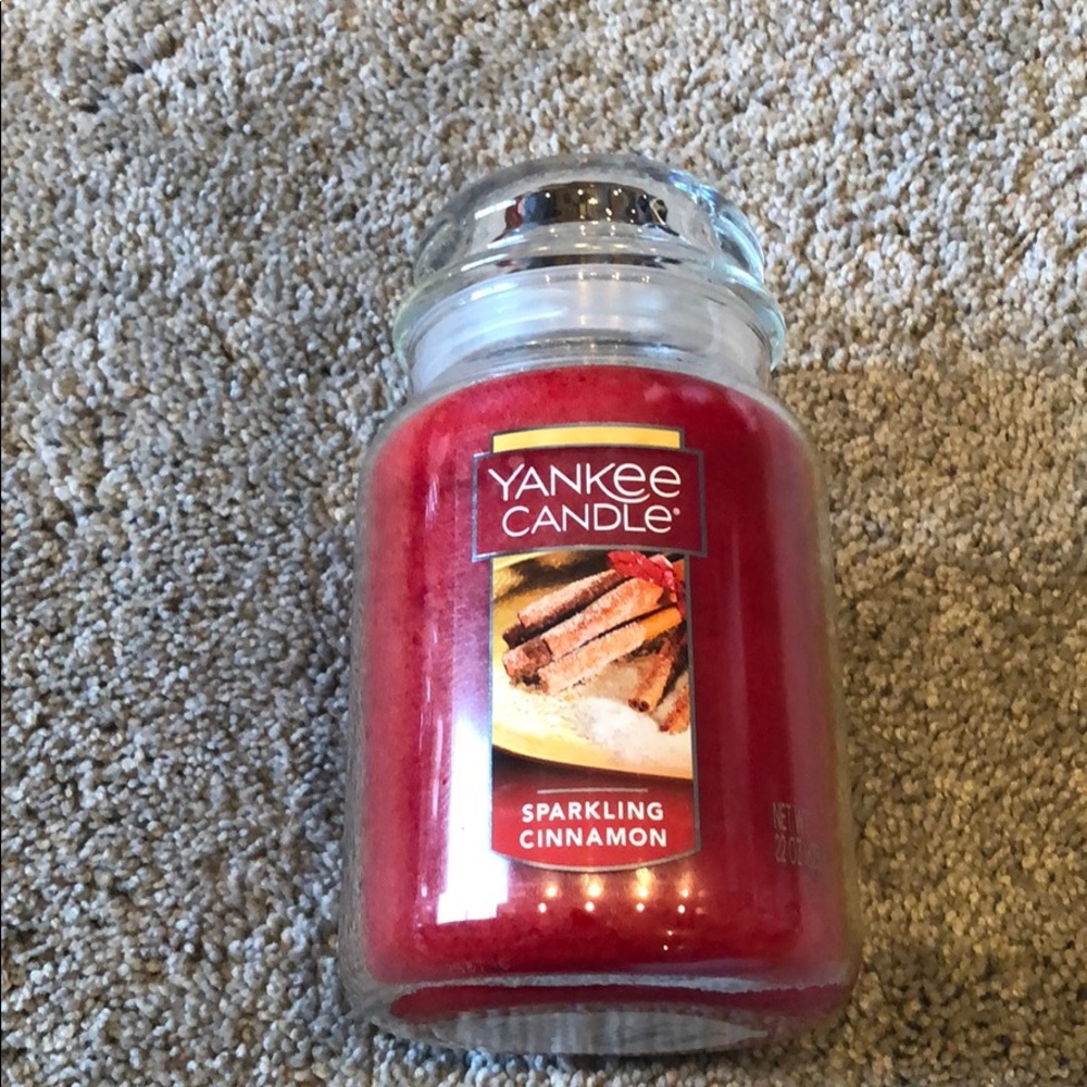 NWT Yankee Candle 22oz Large Candle